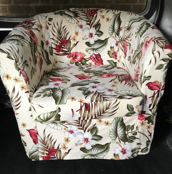 画像：椅子カバー製作（お客様生地支給）